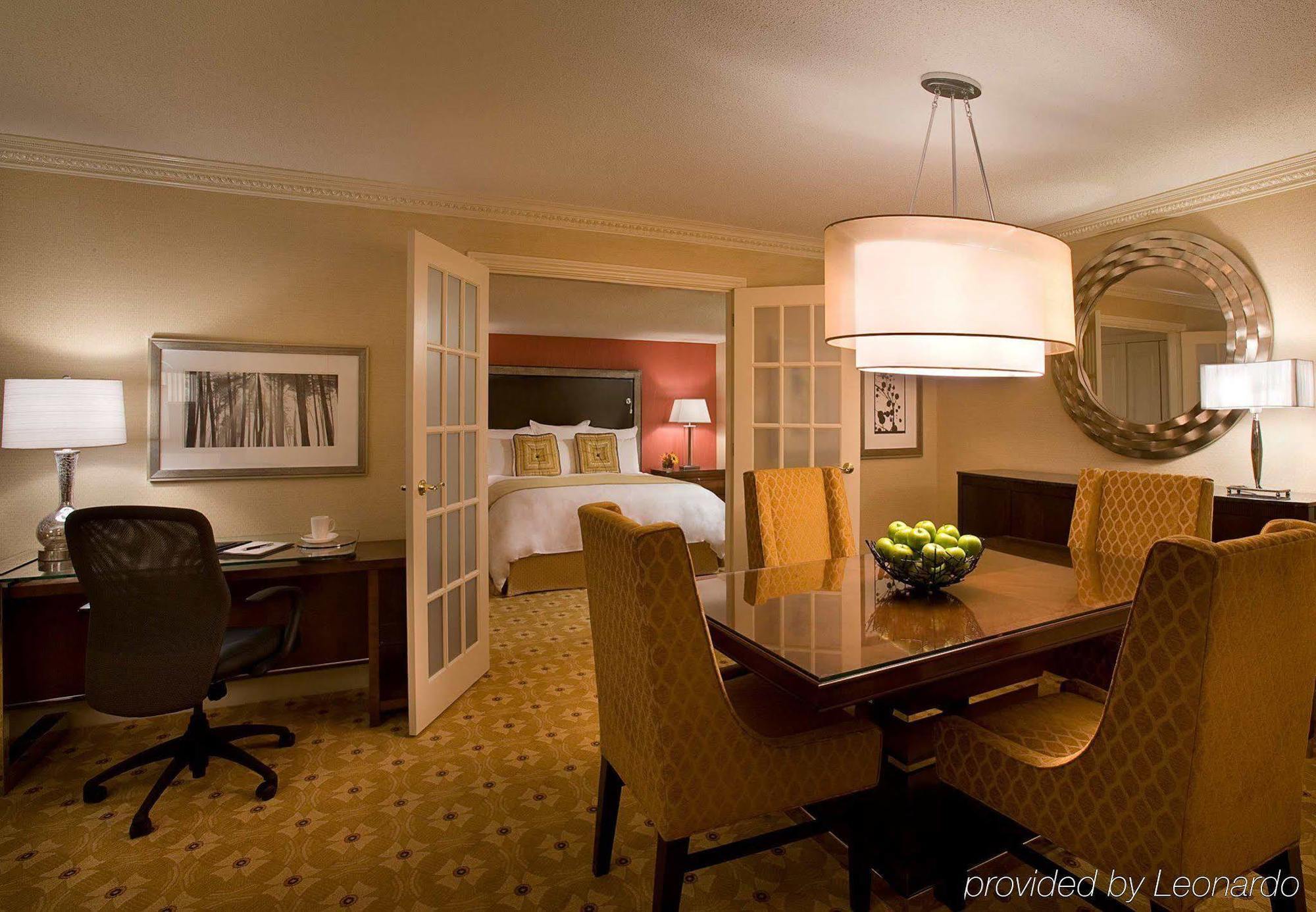 Toronto Airport Marriott Hotel Δωμάτιο φωτογραφία