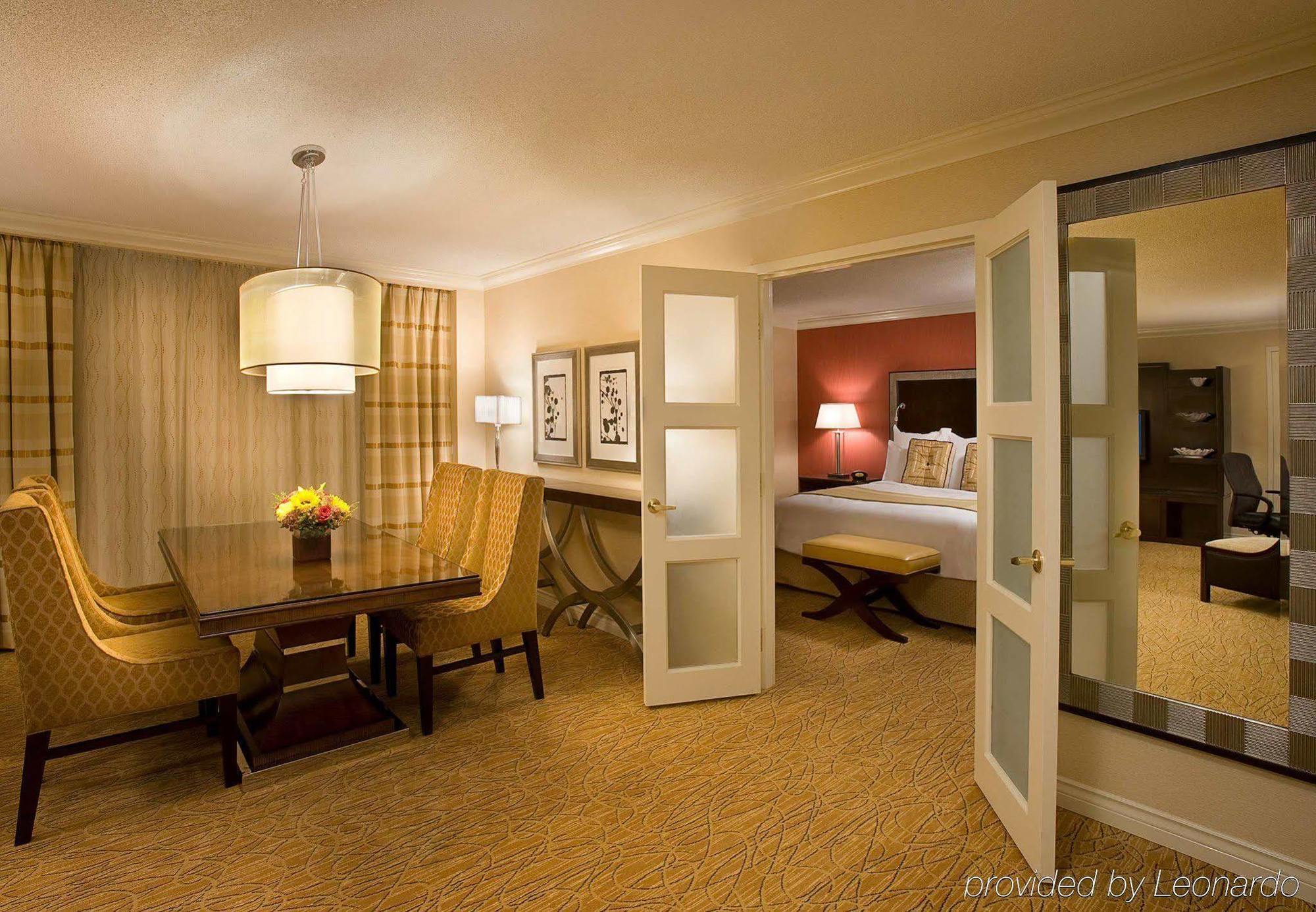 Toronto Airport Marriott Hotel Δωμάτιο φωτογραφία